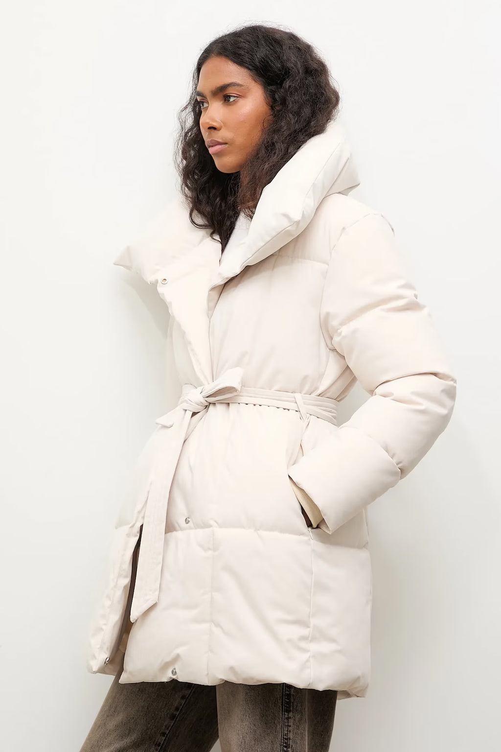 Piumino imbottito da donna con cintura - Milano